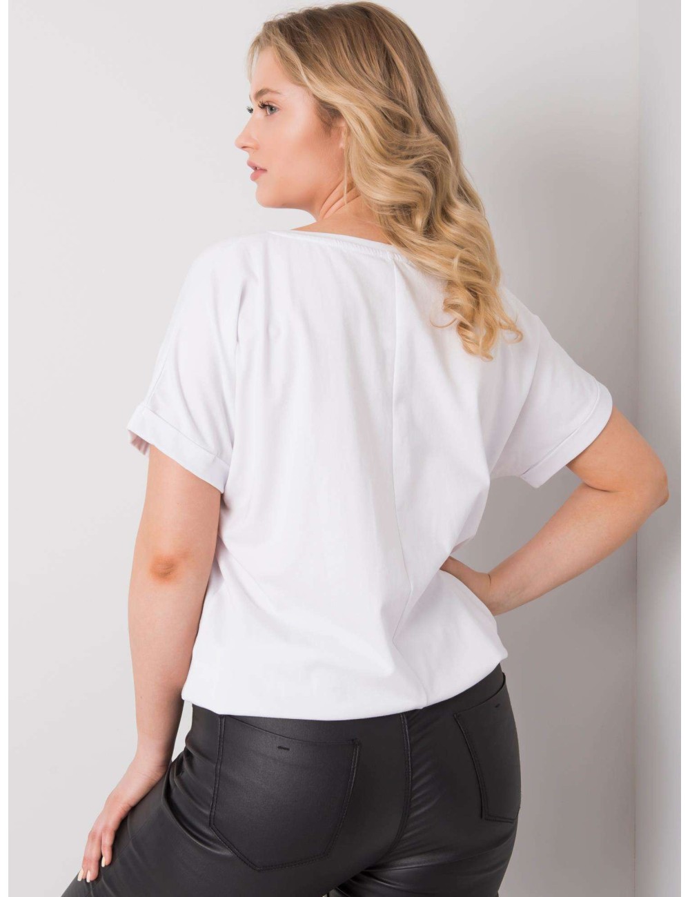 Bluzka plus size z haftem
