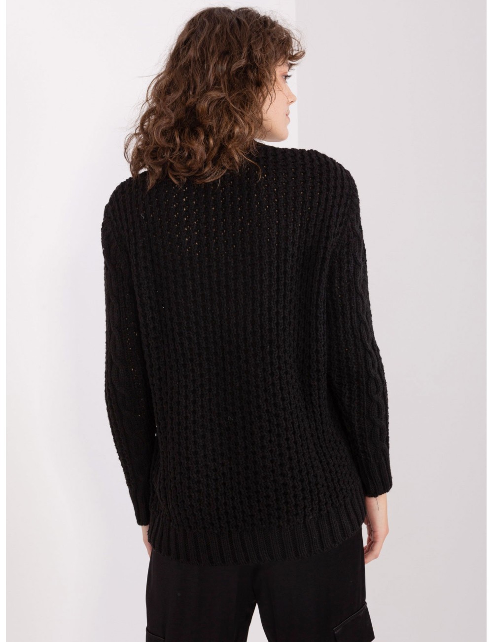 Sweter rozpinany z wełną