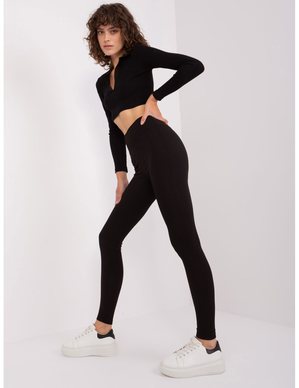Legginsy basic z wysokim stanem RUE PARIS