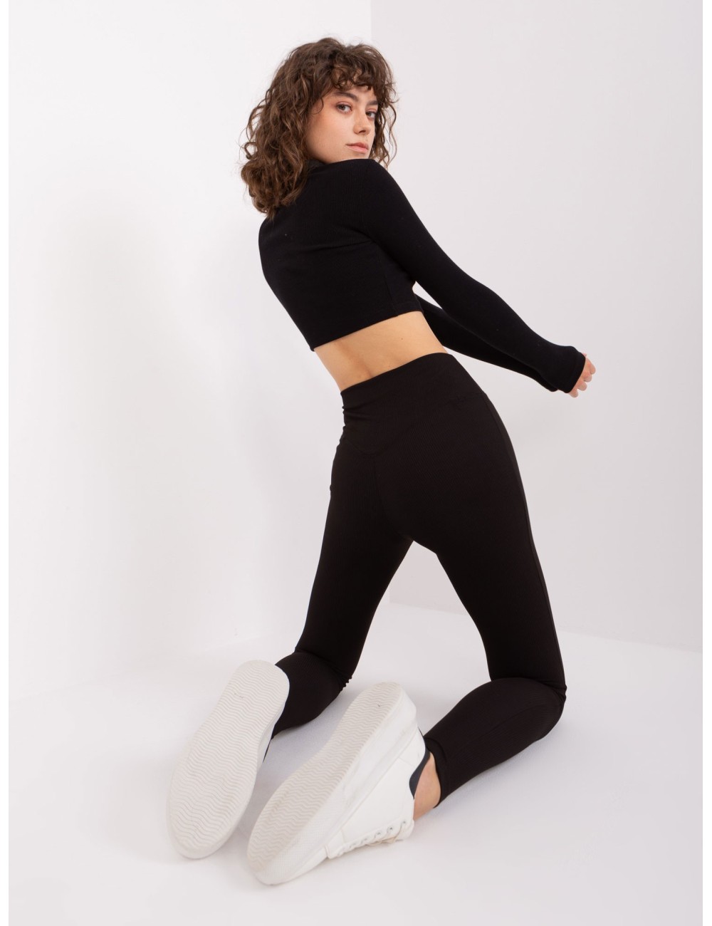 Legginsy basic z wysokim stanem RUE PARIS