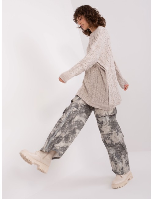 Sweter z warkoczami z wełną