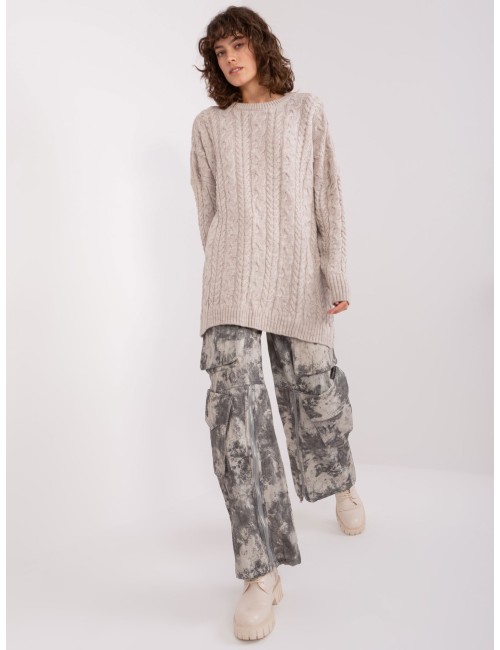 Sweter z warkoczami z wełną