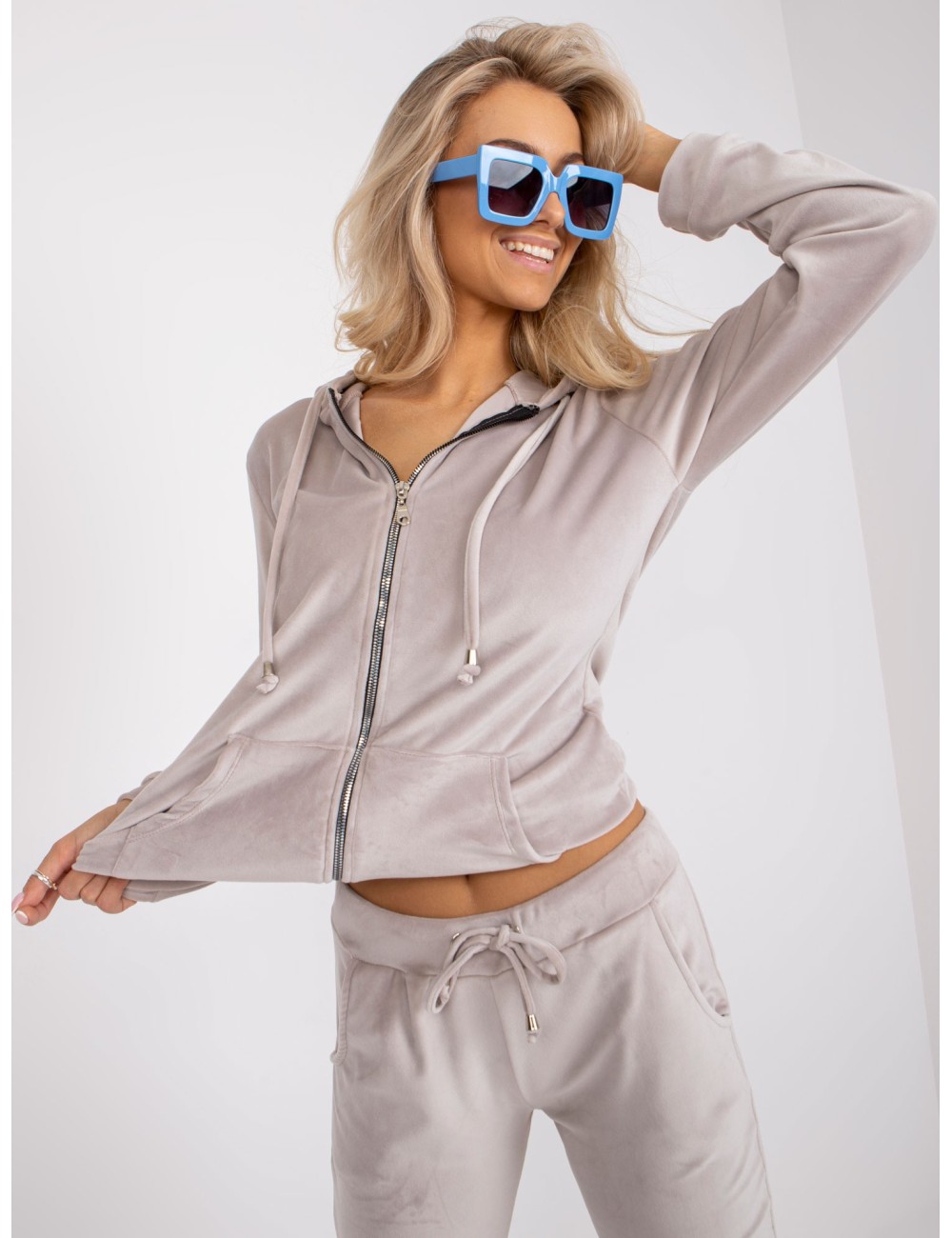 Komplet-RV-KMPL-6087-1.95P-szary