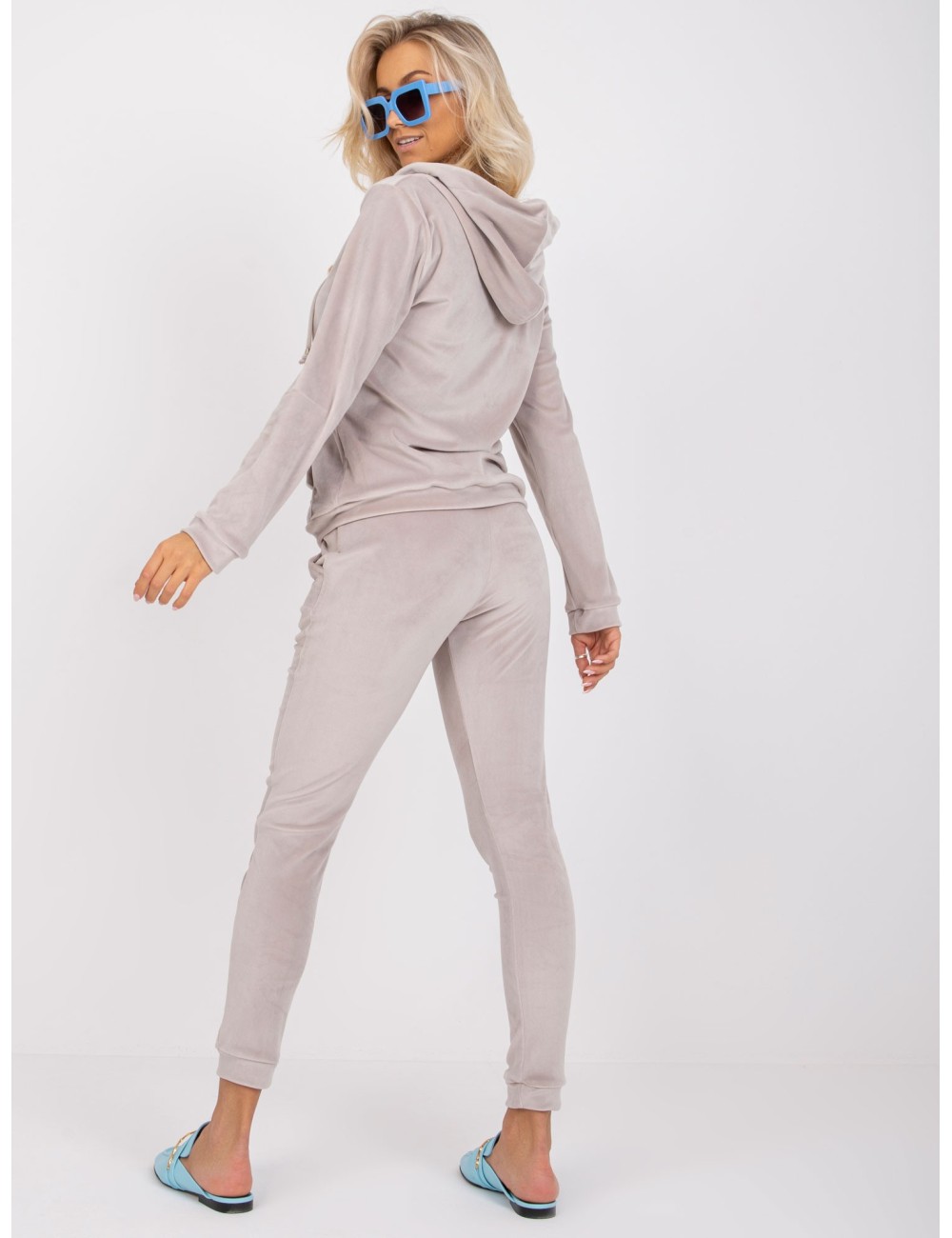 Komplet-RV-KMPL-6087-1.95P-szary