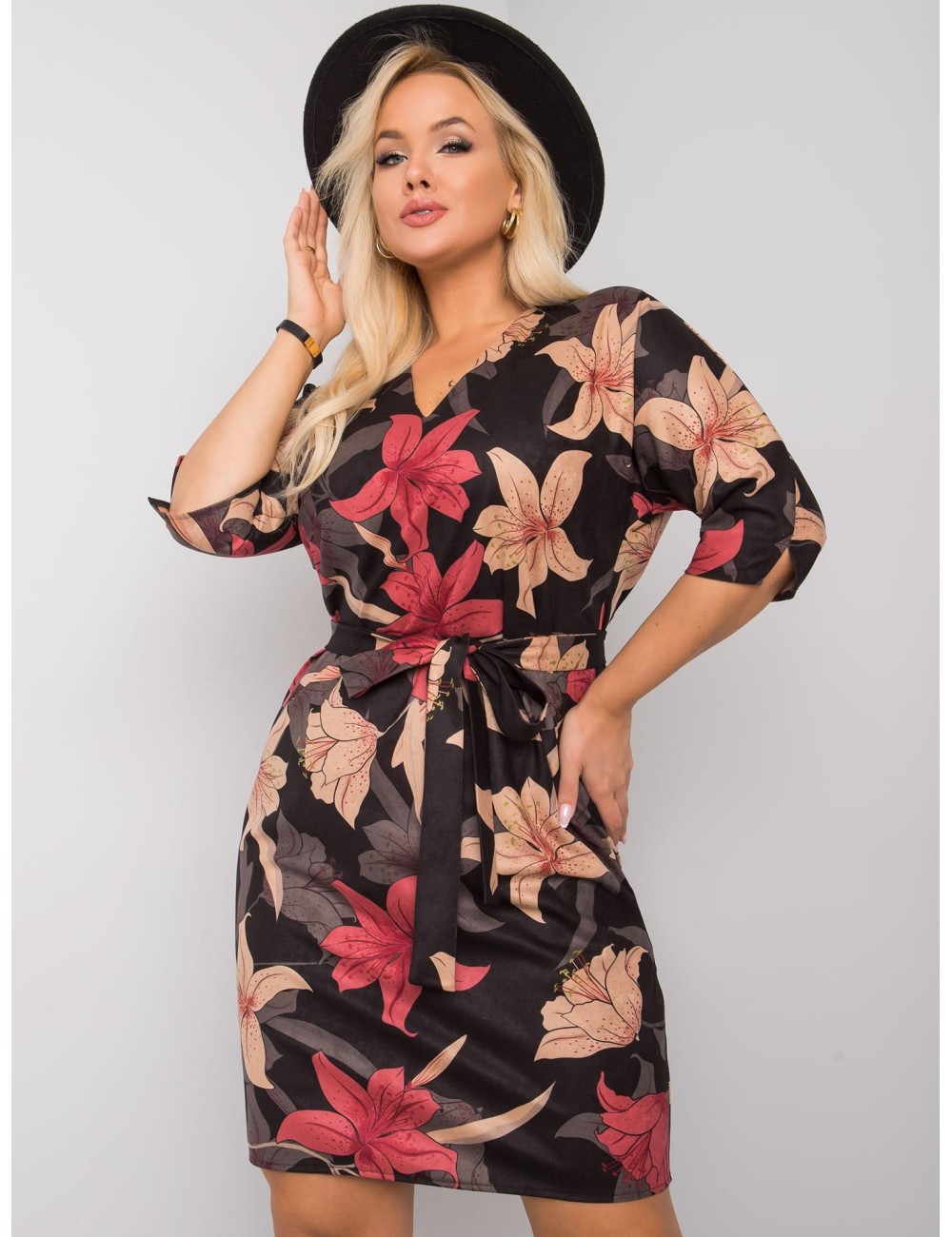 Czarno-bordowa kwiatowa sukienka plus size