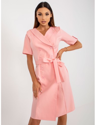 Elegancka sukienka koktajlowa z guzikami