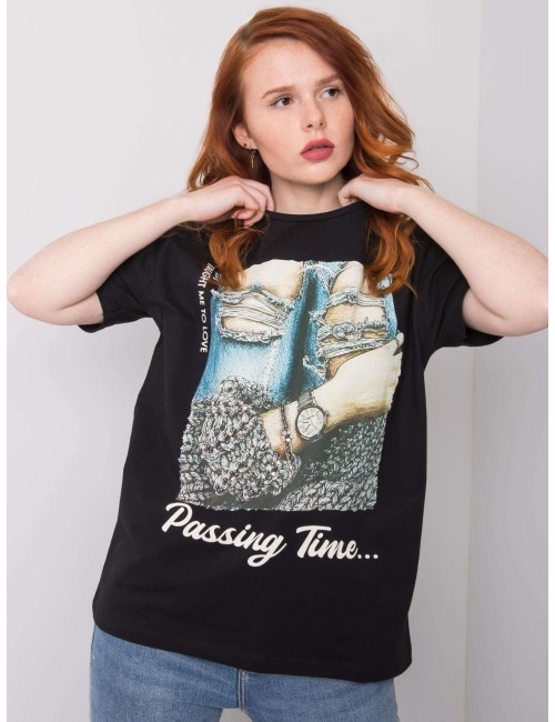 T-shirt z biżuteryjnymi aplikacjami