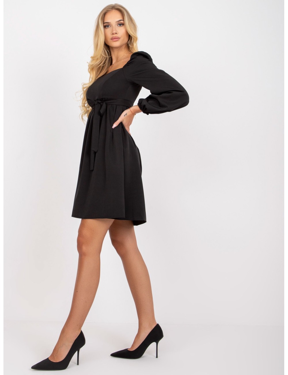Sukienka-LK-SK-508834.37X-czarny