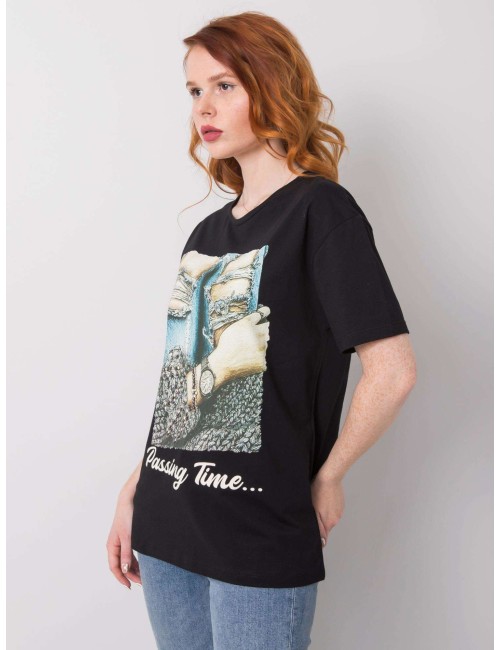 T-shirt z biżuteryjnymi aplikacjami