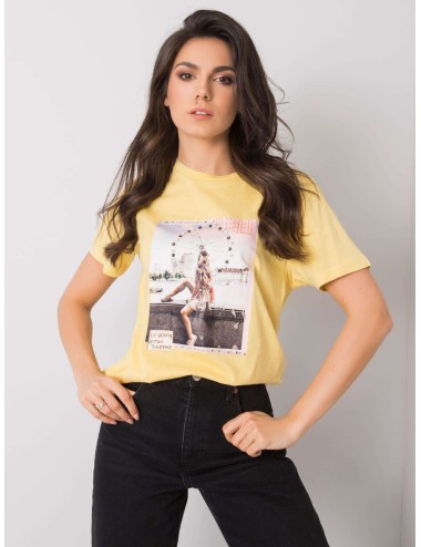 T-shirt z aplikacjami