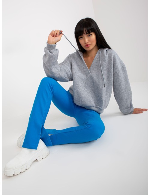 Melanżowa dresowa bluza basic z dekoltem w serek