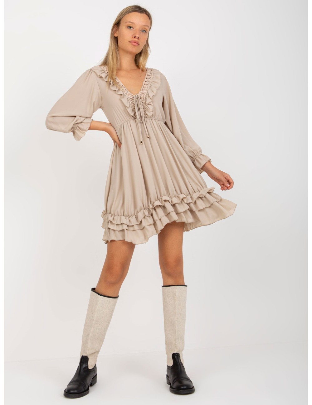 Mini sukienka z falbaną w stylu boho OCH BELLA