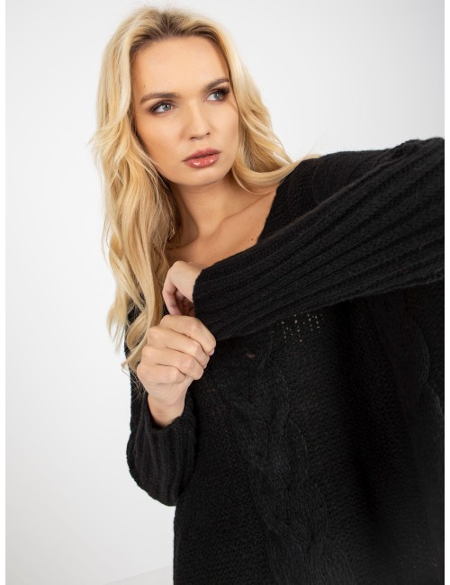 Sweter z warkoczami z dekoltem V OCH BELLA