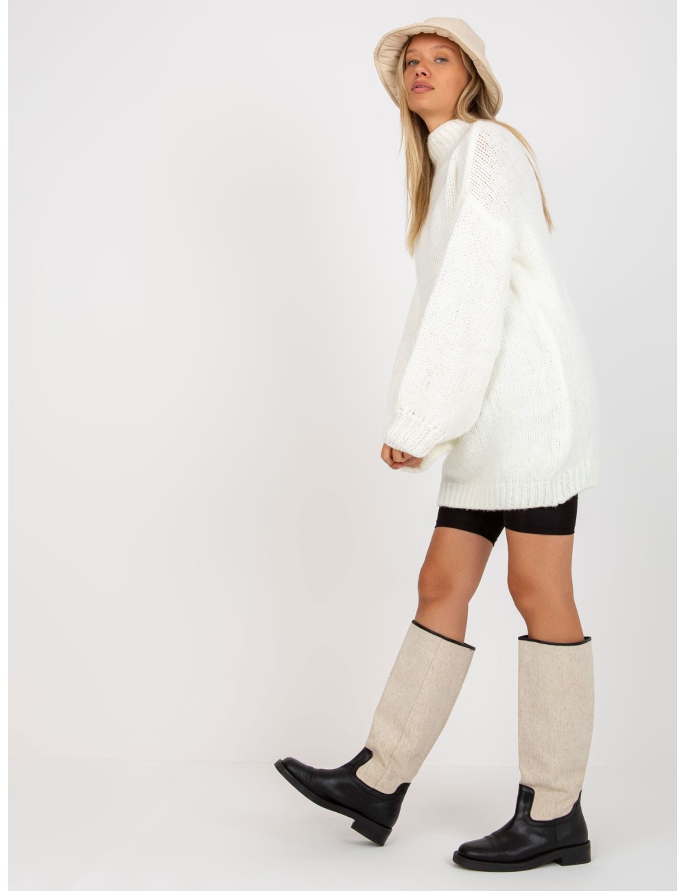 Luźna sukienka dzianinowa oversize RUE PARIS