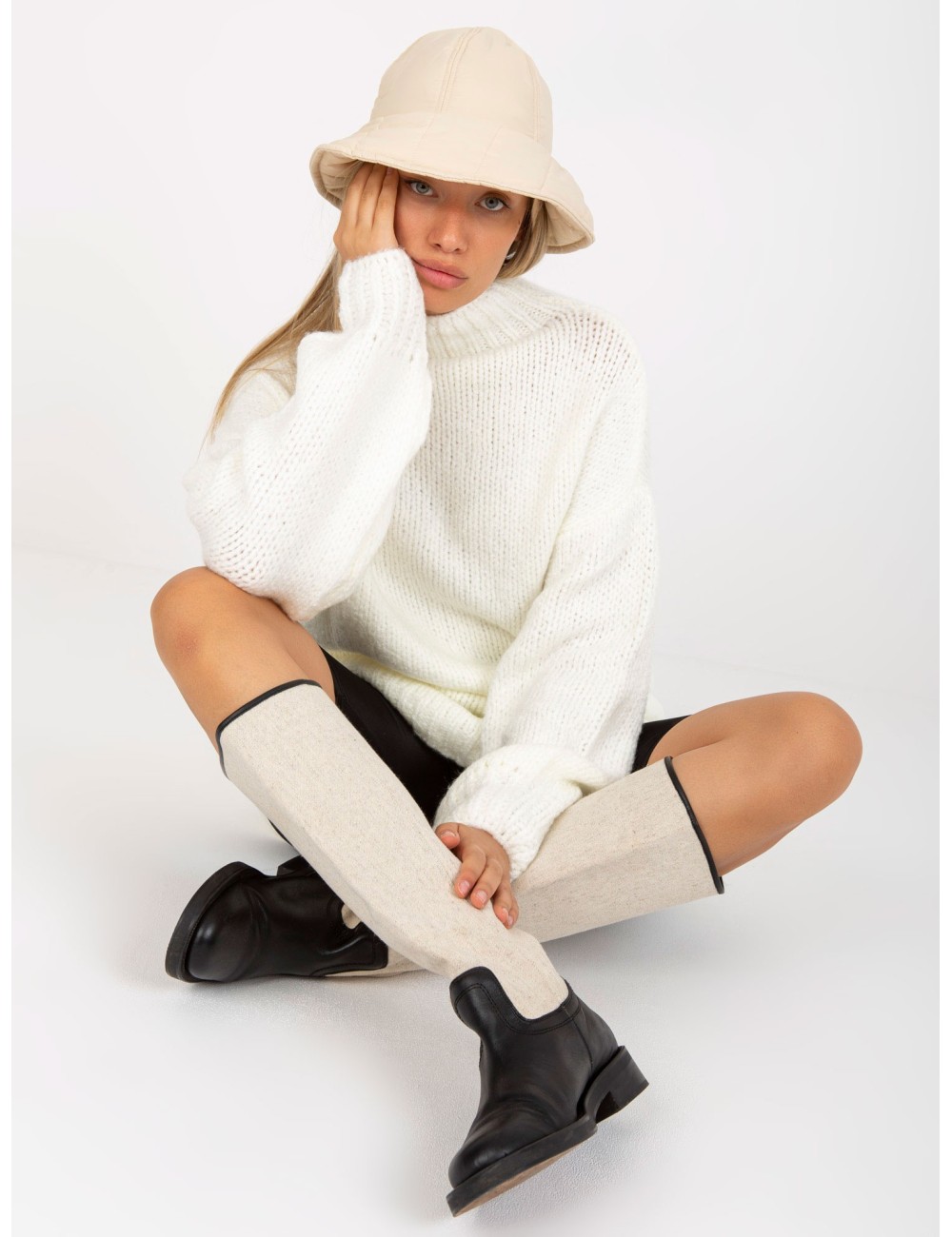Luźna sukienka dzianinowa oversize RUE PARIS