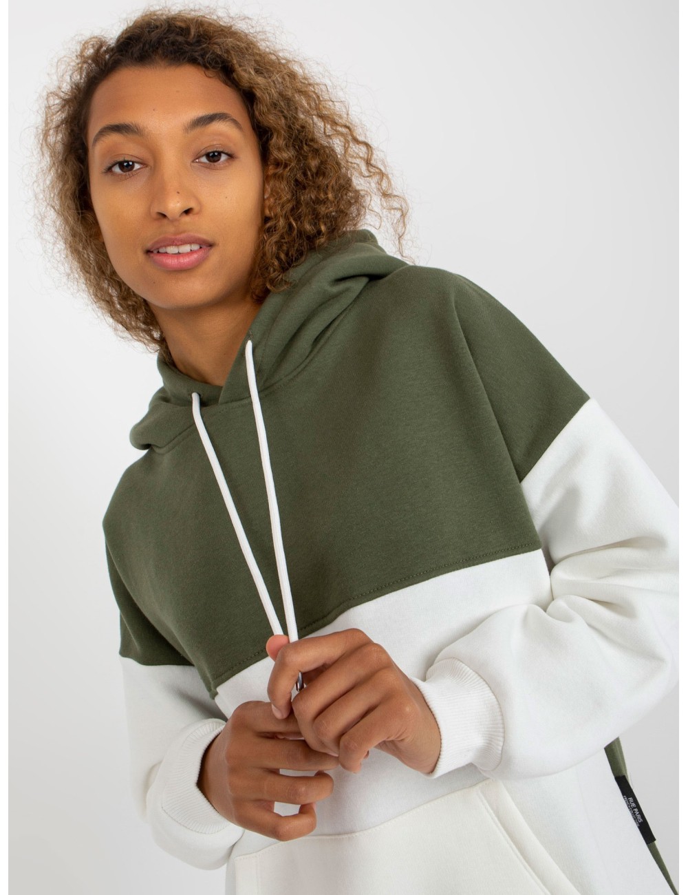 Zielono-ecru dresowa bluza basic kangurka RUE PARIS