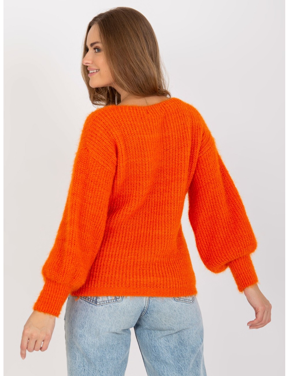 Fluffy sweter klasyczny z wełną OCH BELLA