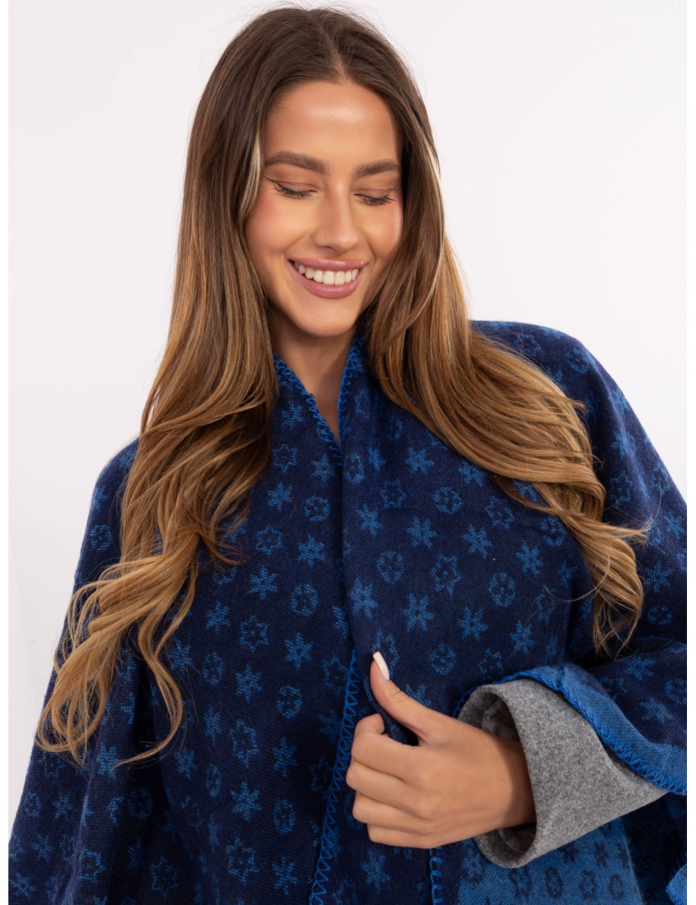 Poncho-AT-PN-7661.89