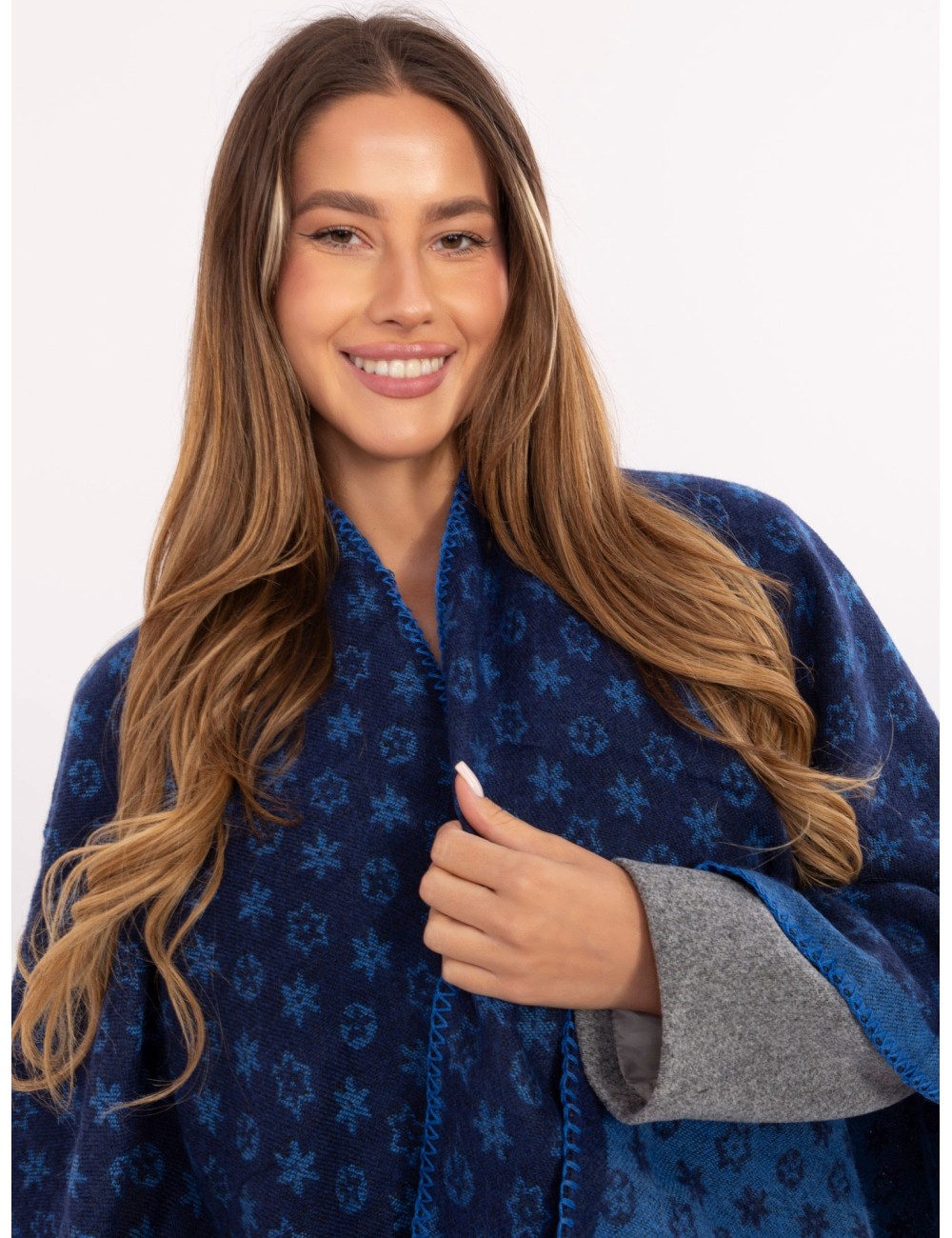 Poncho-AT-PN-7661.89