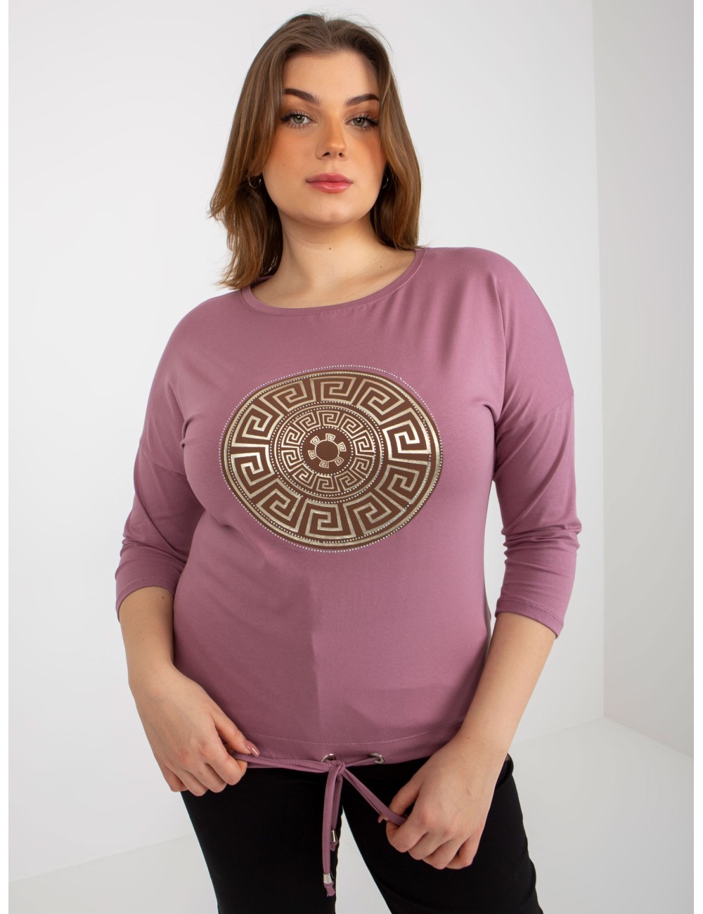 Bluzka plus size z nadrukiem i dżetami