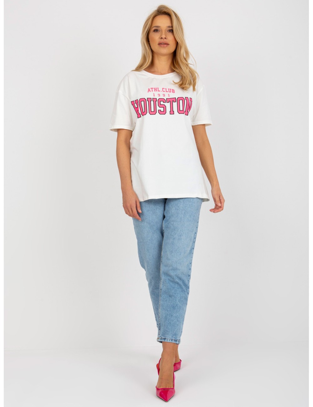Luźny damski t-shirt z napisem