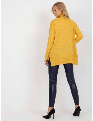 Długi sweter oversize z kieszeniami