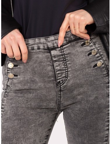 Jeansy damskie skinny z ozdobnymi guzikami