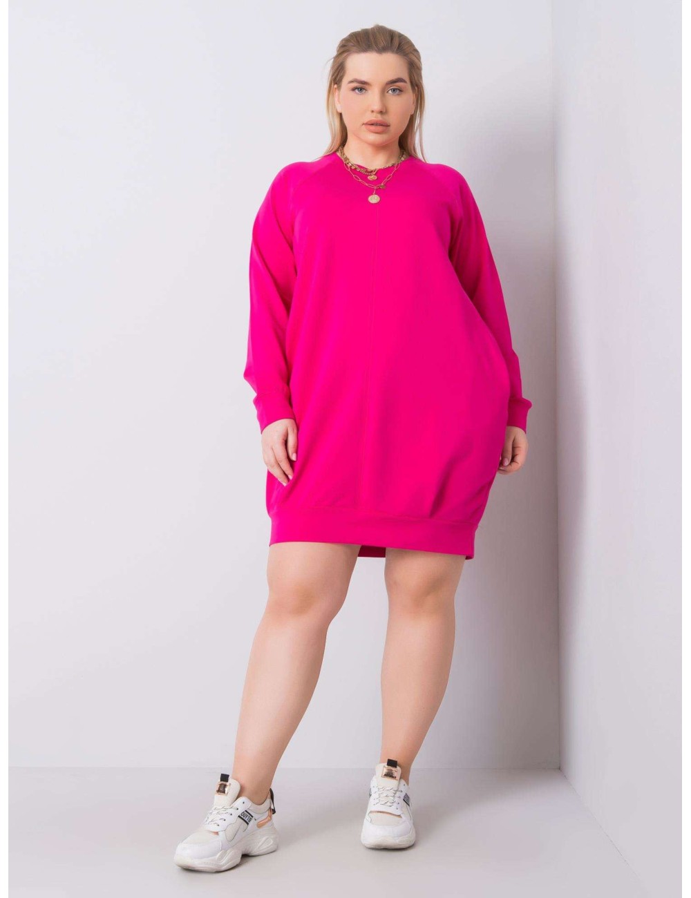 Sukienka plus size z długim rękawem
