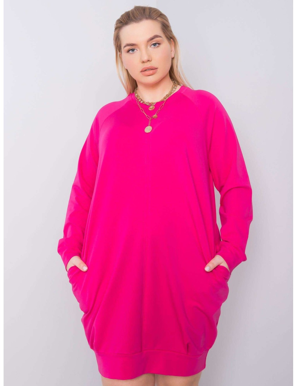 Sukienka plus size z długim rękawem