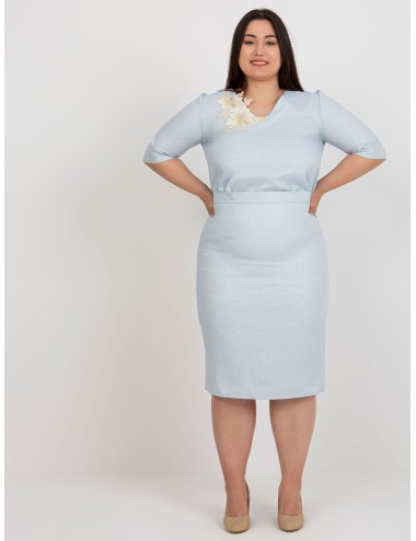 Jasnobrzoskwiniowa ołówkowa spódnica plus size