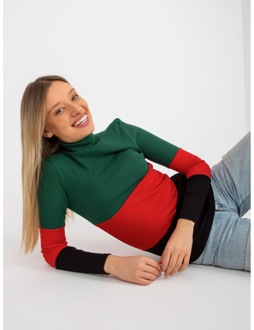 Bluzka basic z golfem w prążek