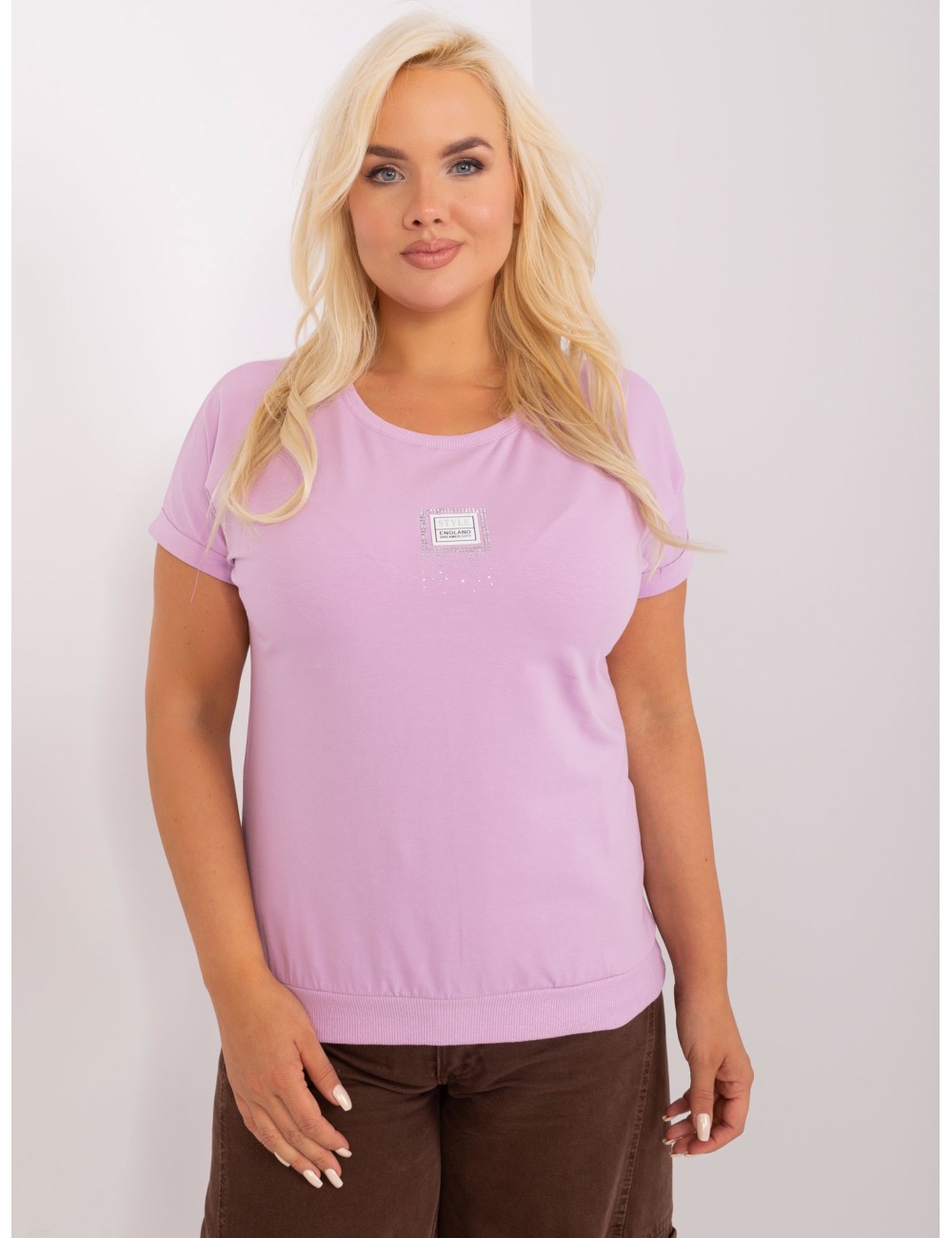 Bluzka plus size z naszywką