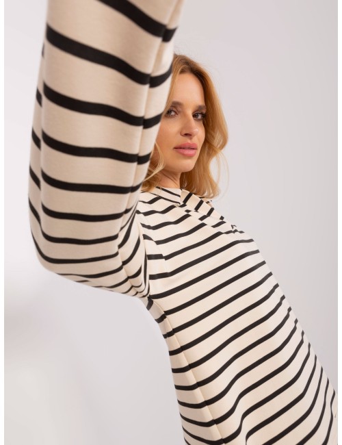Bluzka oversize z rozcięciami