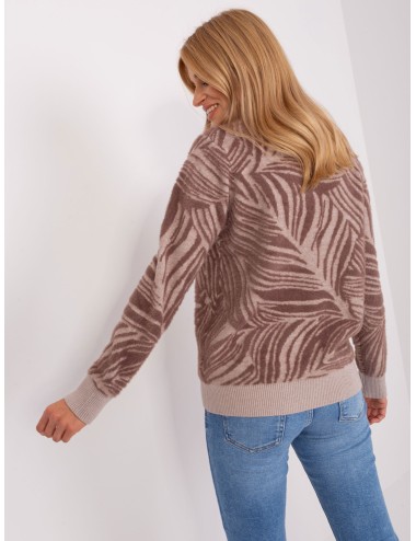 Damski sweter z golfem we wzory