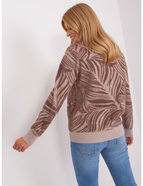 Damski sweter z golfem we wzory