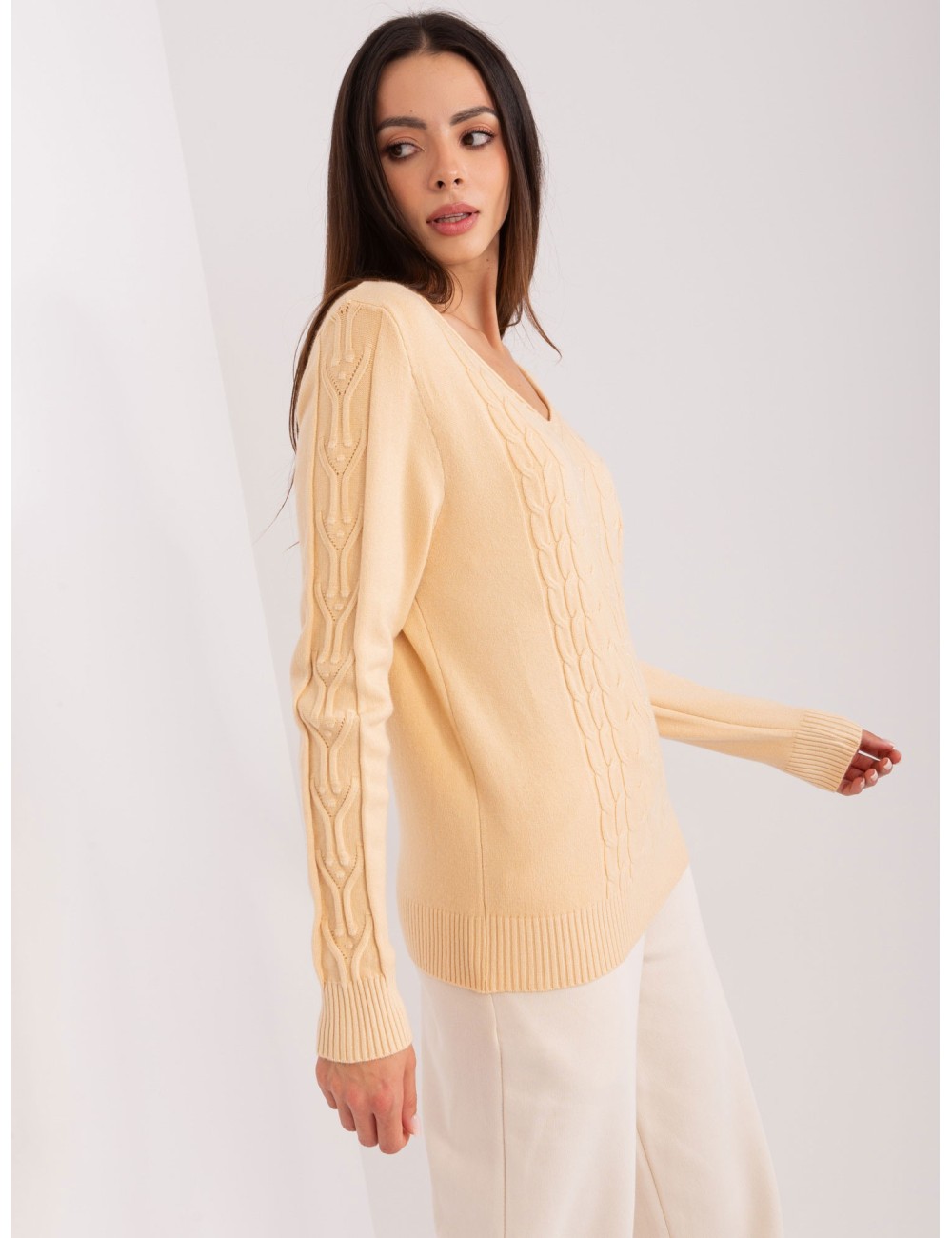 Sweter z warkoczami z bawełną
