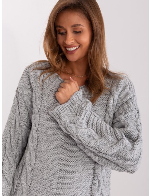 Sweter z warkoczami z dodatkiem wełny
