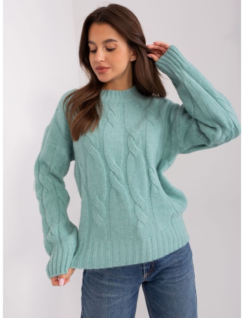 Damski sweter z warkoczami