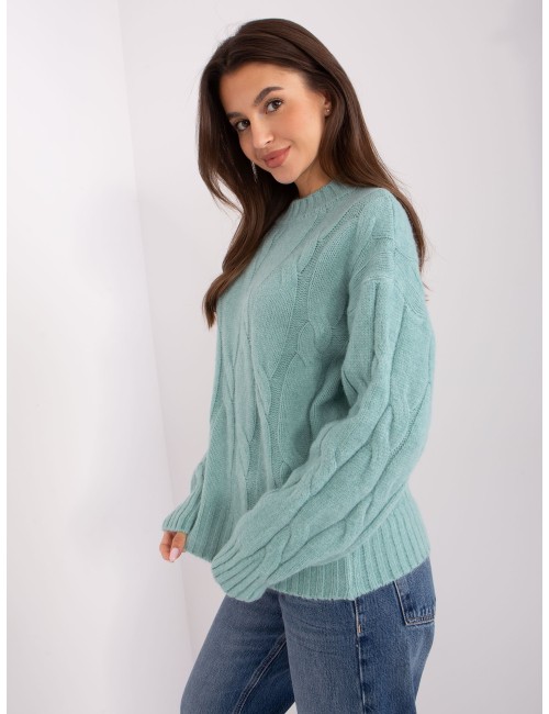 Damski sweter z warkoczami