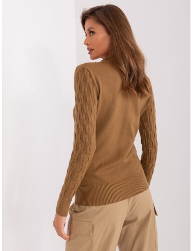 Sweter klasyczny we wzory