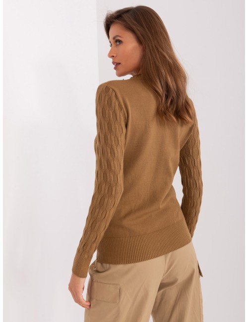 Sweter klasyczny we wzory