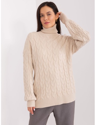 Sweter z golfem z warkoczami