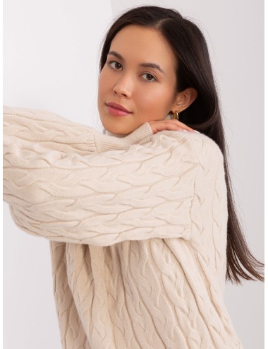 Sweter z golfem z warkoczami