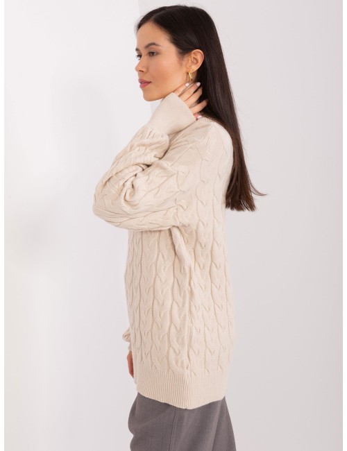 Sweter z golfem z warkoczami