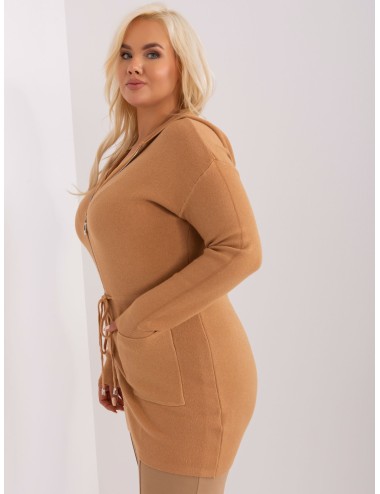 Rozpinany sweter plus size z wiskozą
