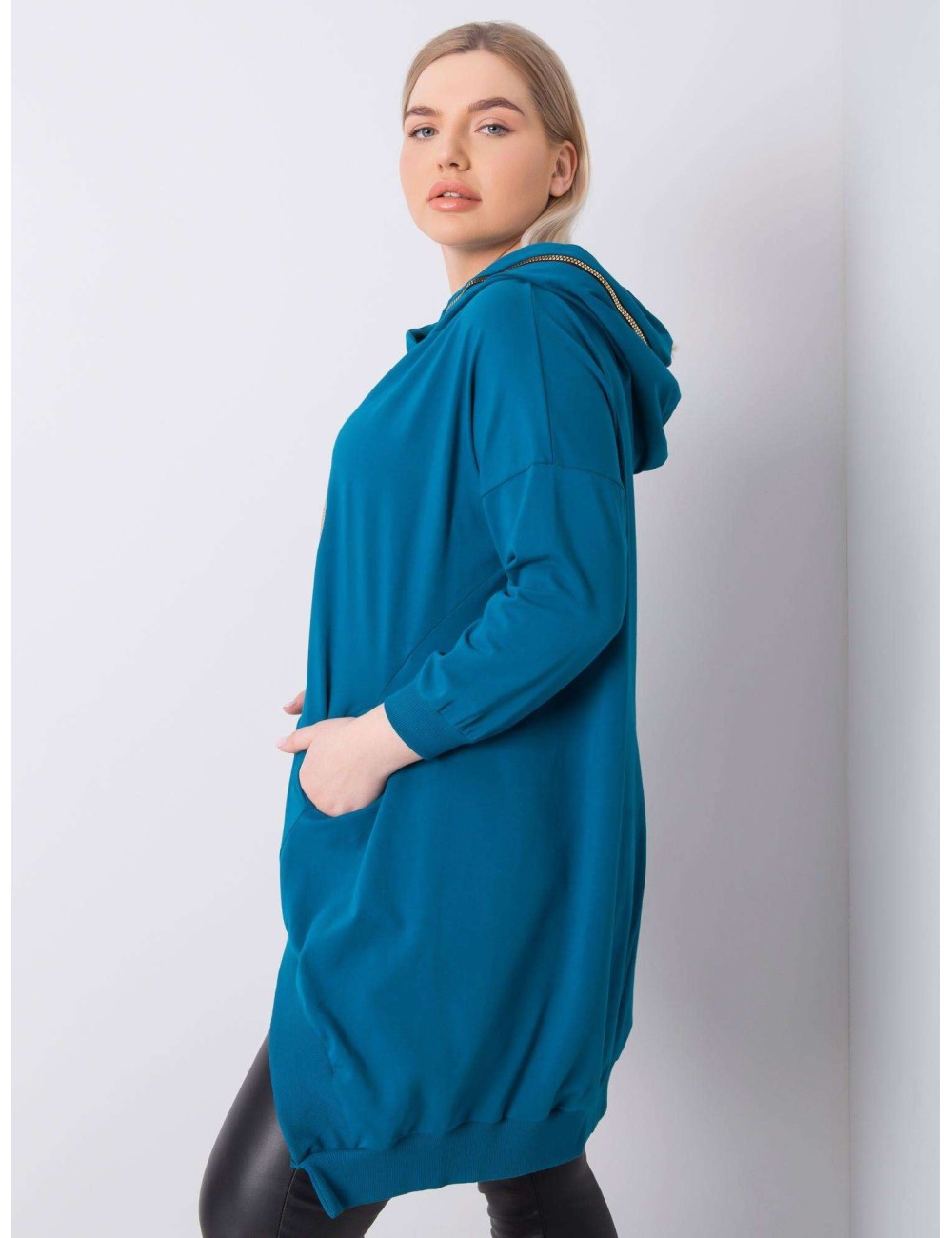 Bluza plus size z kapturem