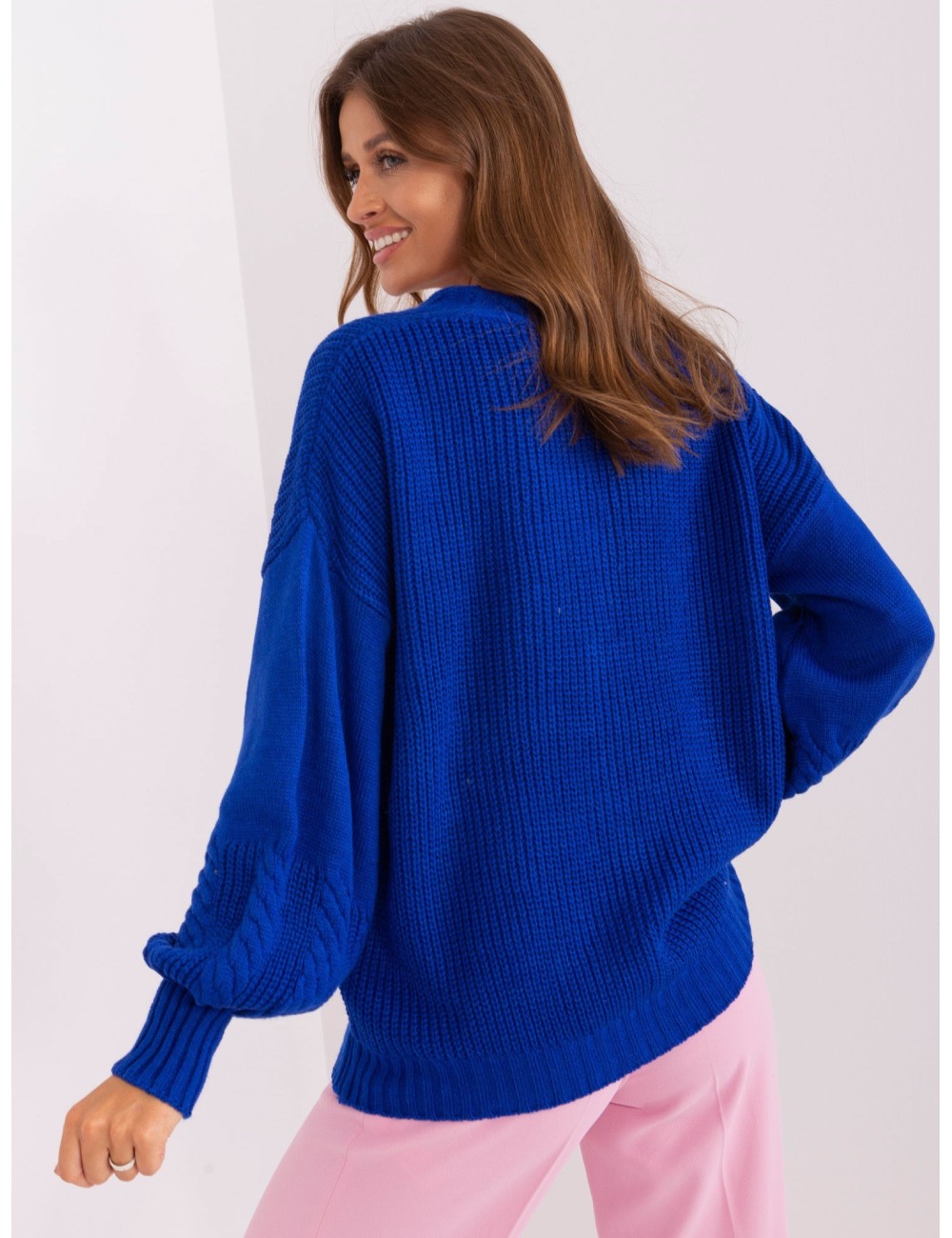 Sweter rozpinany o kroju oversize