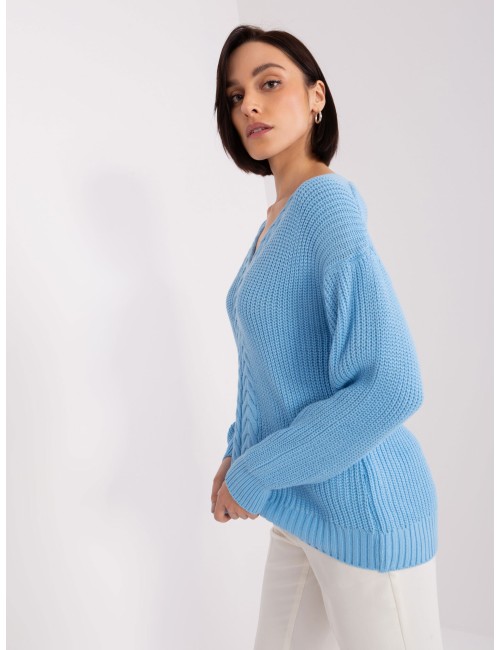 Damski sweter klasyczny z warkoczami