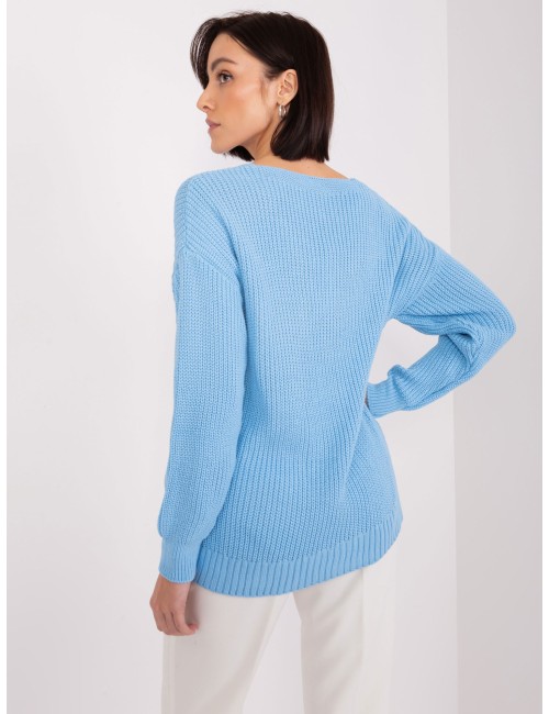 Damski sweter klasyczny z warkoczami