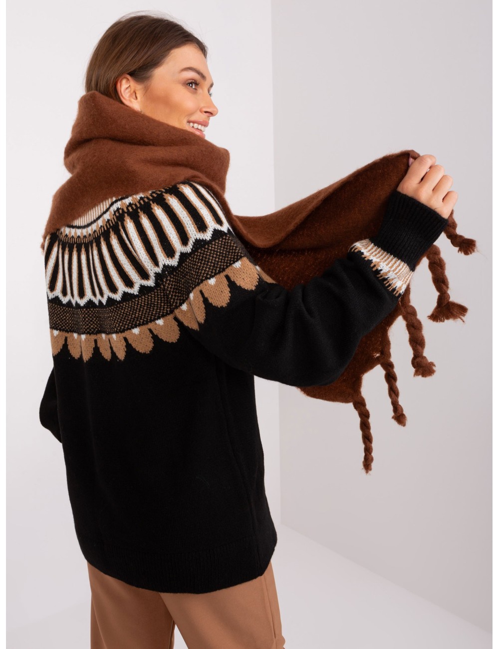 Szalik-AT-SZ-2313502.76P-brązowy